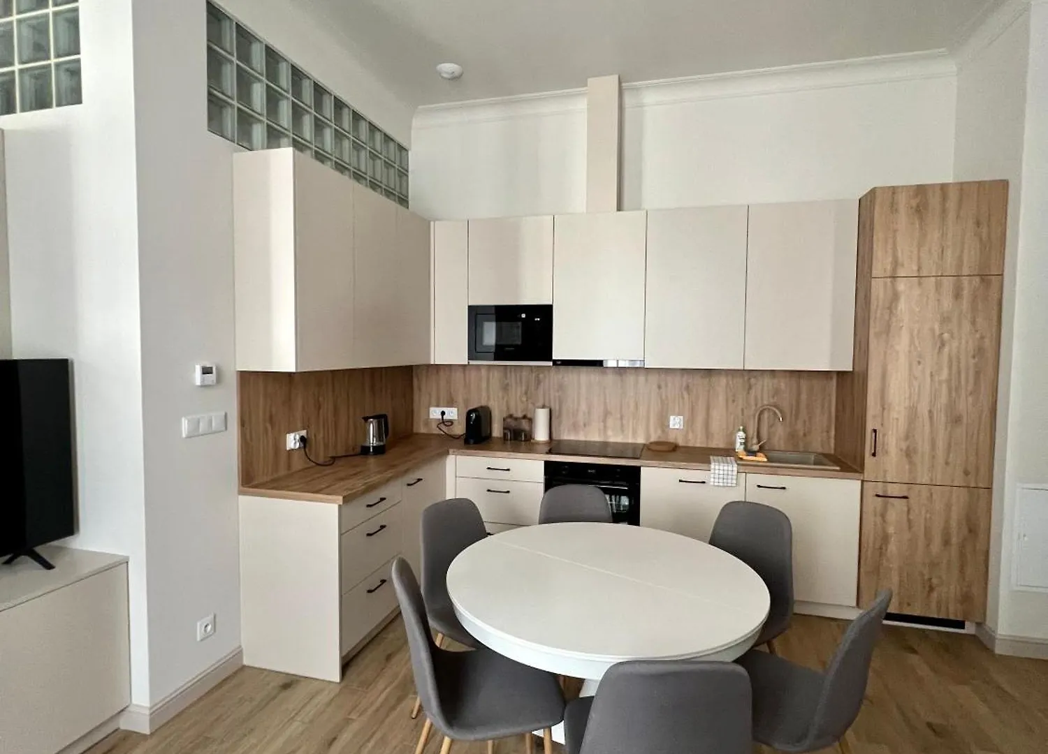 Sebastiana Street Luxury Apartment Krakow 0*,